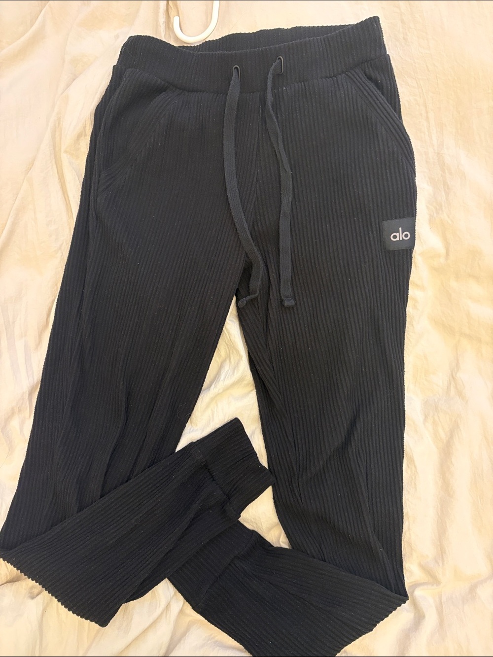 ALO Yoga Black Ribbed Drawstring Joggers